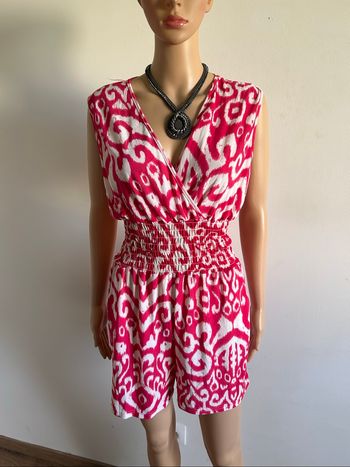Combishort rose et blanc sans manches taille XL/XXL jamais porté (taille petit)
