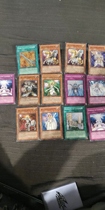 Lot 13 cartes Yu-Gi-Oh