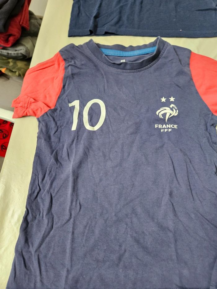 Lot T.shirts 6 ans - photo numéro 3