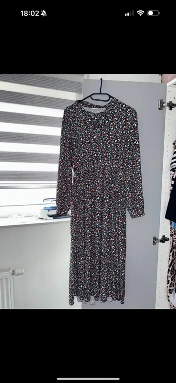 Robe fluide taille 42 neuf