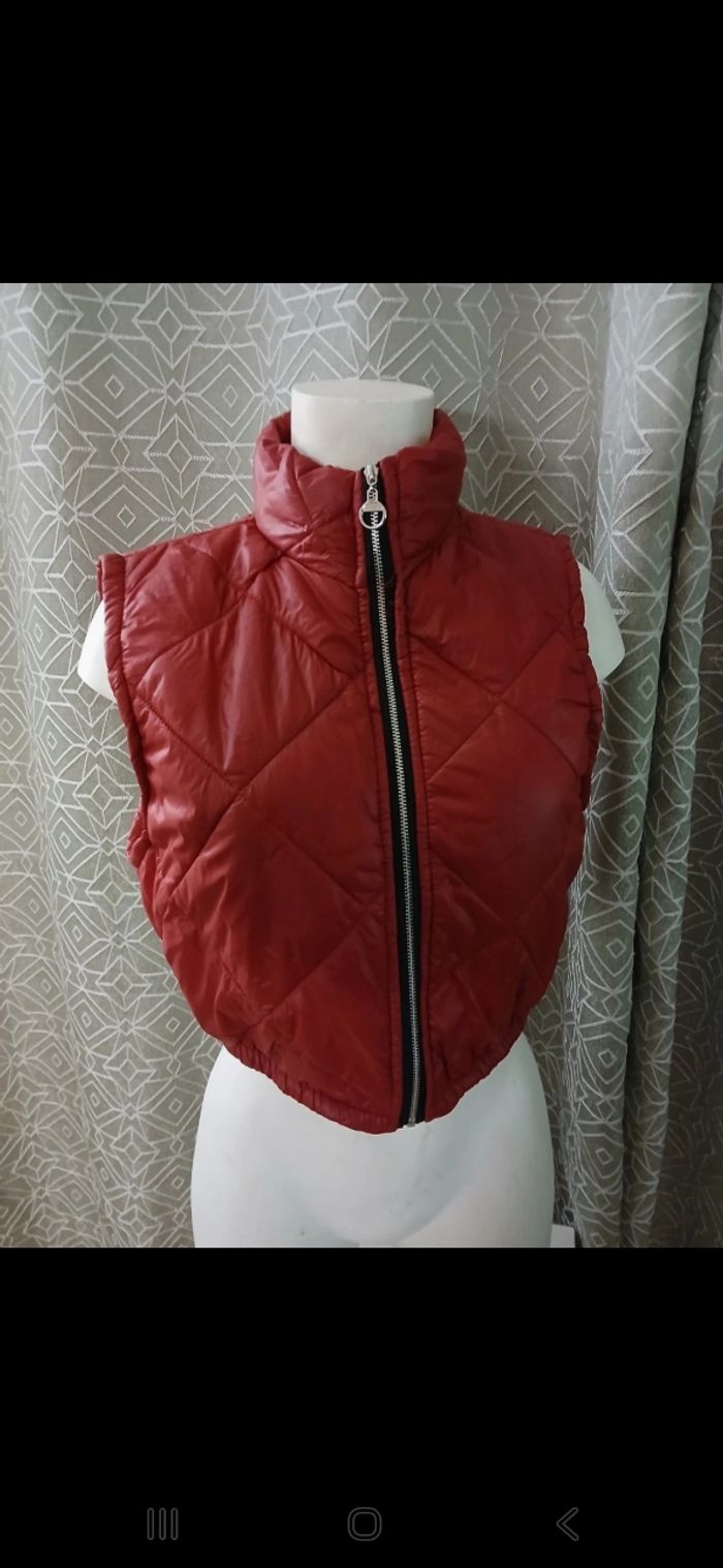 Belle petite doudoune sans manches - photo numéro 8