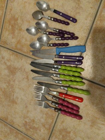 lot couvert de cuisine