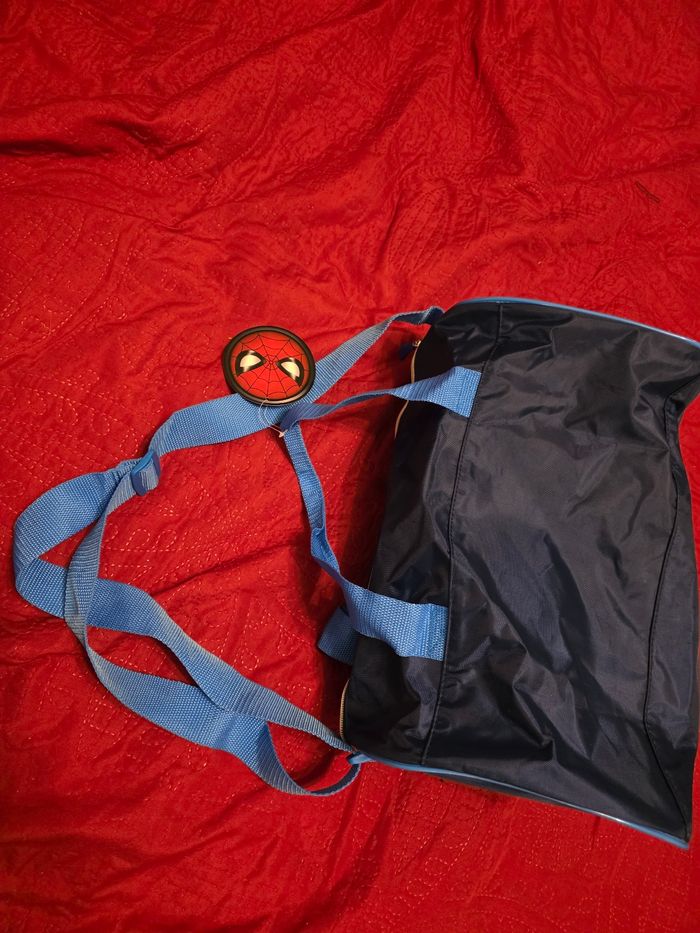 Sac de sport Spiderman pour enfant - photo numéro 6