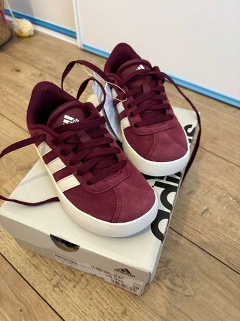 Baskets adidas bordeaux 28