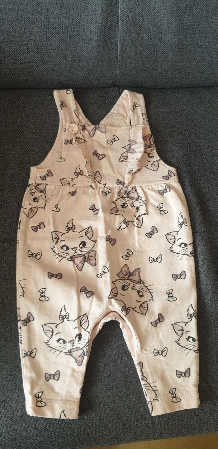 Salopette rose daisy primark 3/ 6 mois