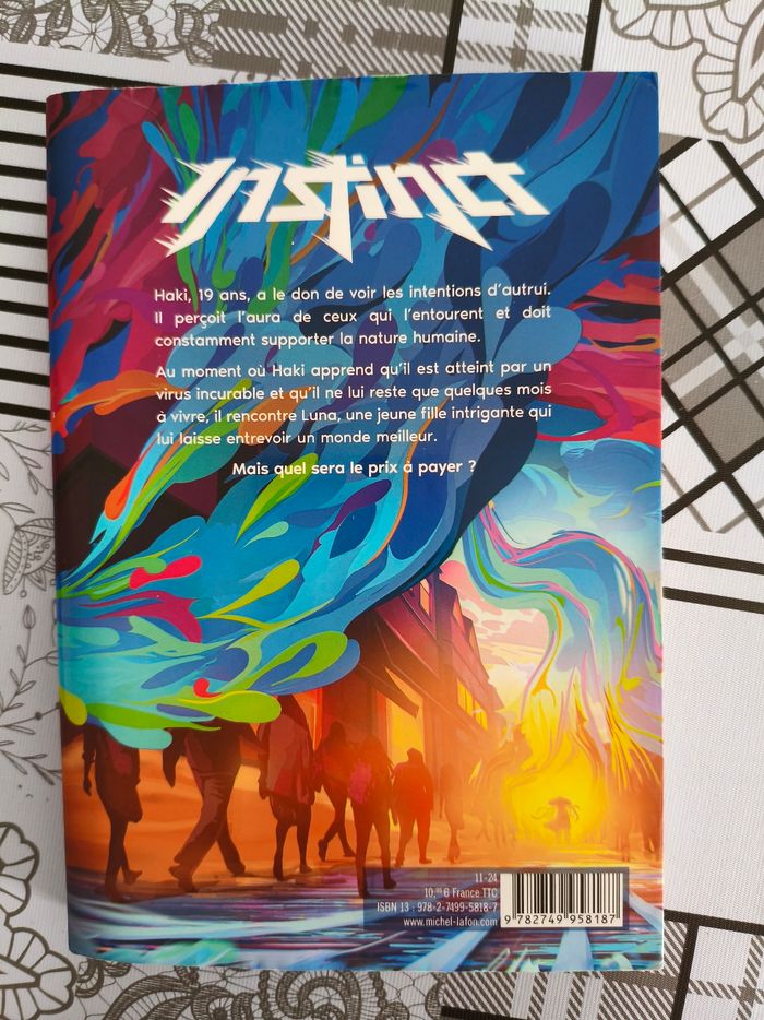 Livre Instinct d'Inoxtag - photo numéro 2