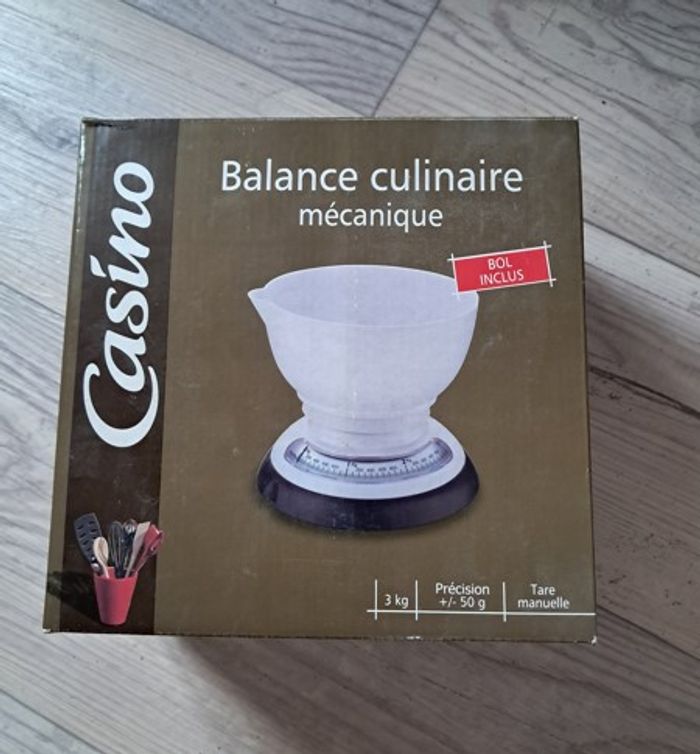 Balance culinaire Casino, neuve - photo numéro 3