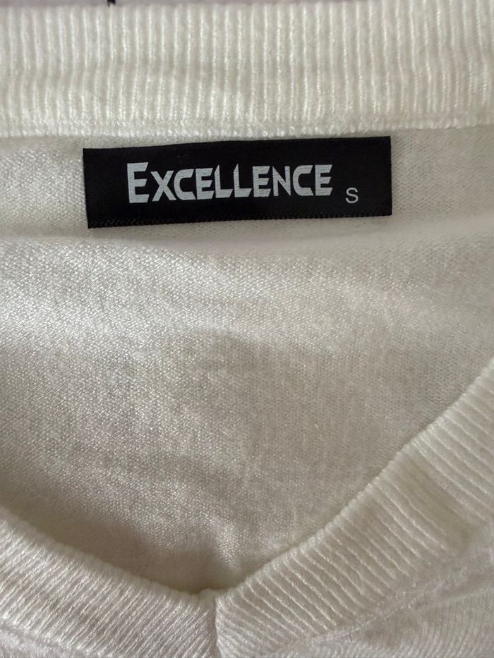 Pull blanc - photo numéro 2