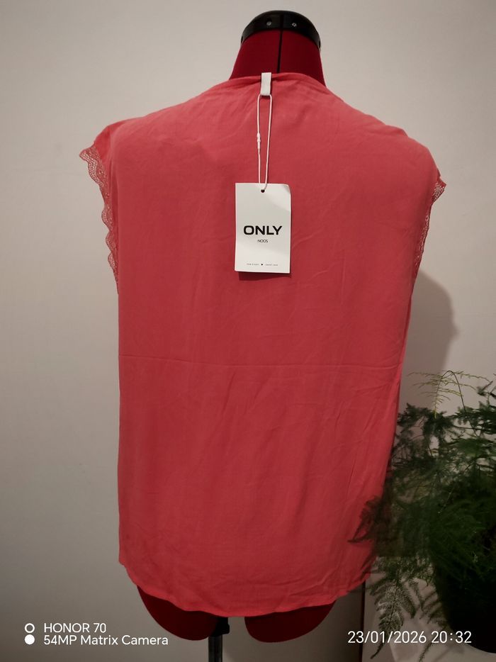 T shirt dentelle - photo numéro 4