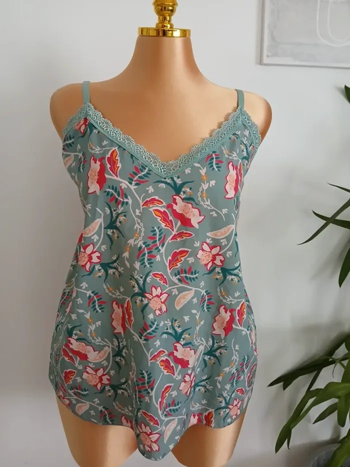 Débardeur à motifs Taille XL Comme Neuf🌿💝 - photo numéro 3