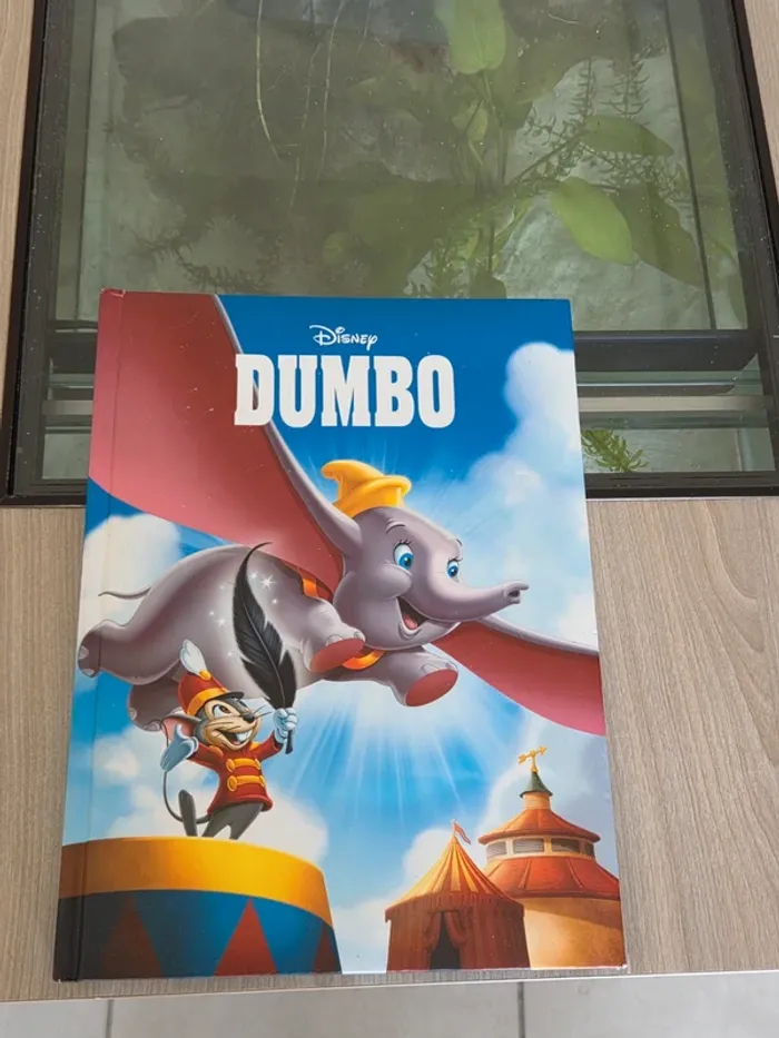 Livre Disney Dumbo