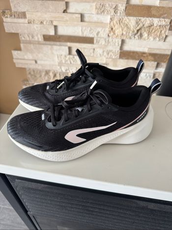 Basket Chaussures décathlon de Running Femme Kiprun Cushion 500 Noir  Pointure 40