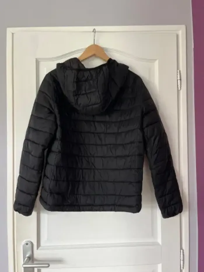 Doudoune demi-saison femme – Pull & Bear – Taille M - photo numéro 3