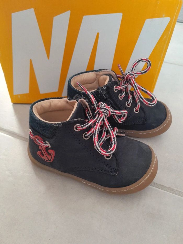 chaussures Na cuir marine 20 très bon état - photo numéro 4