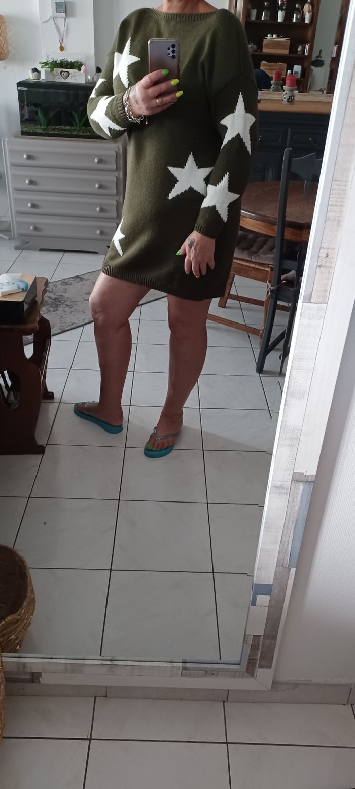 Très jolie robe pull courte femme T U - photo numéro 3