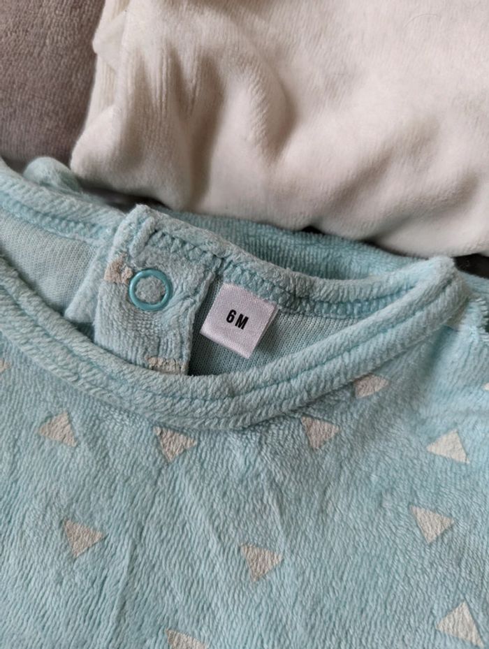 Lot de 3 pyjamas polaires 6 mois - photo numéro 2