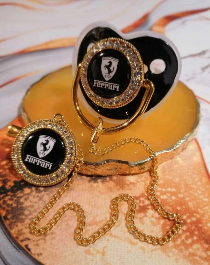 Tétine noir Ferrari noir - photo numéro 2