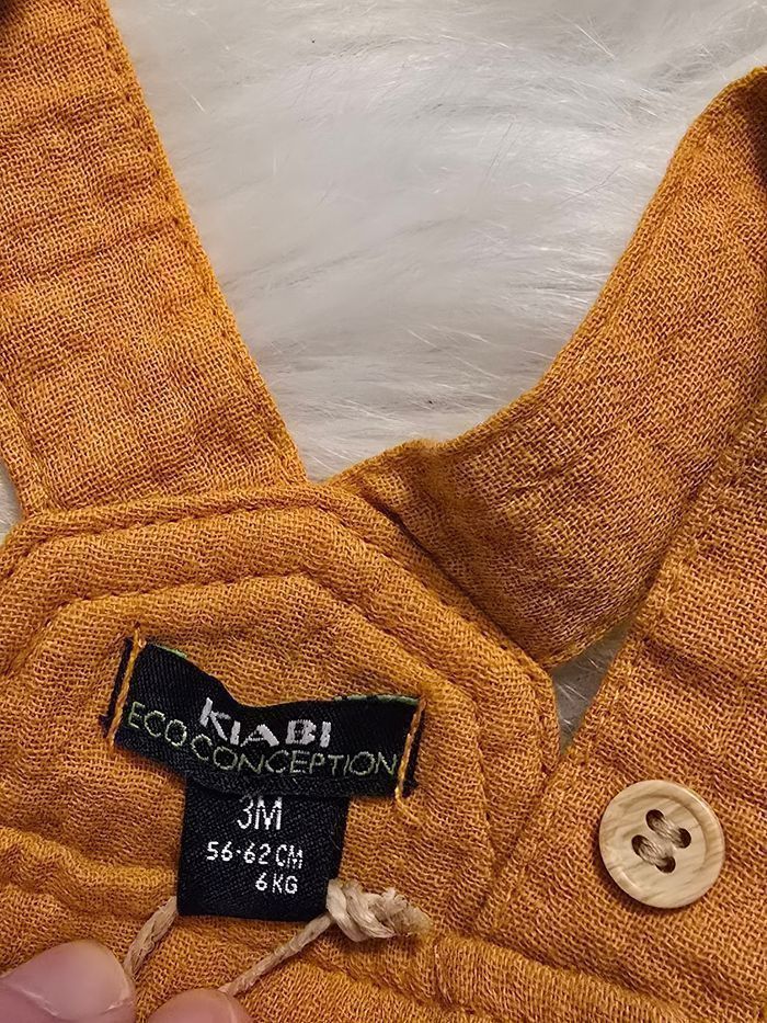 Neuve (non portée)   🤩 💙superbe salopette courte et pantalon en gaze de coton 3 mois garçon 💙💙😍 - photo numéro 4