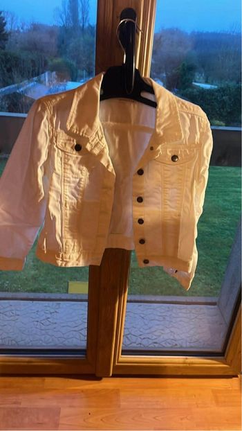 Vêtements fille  8 ans