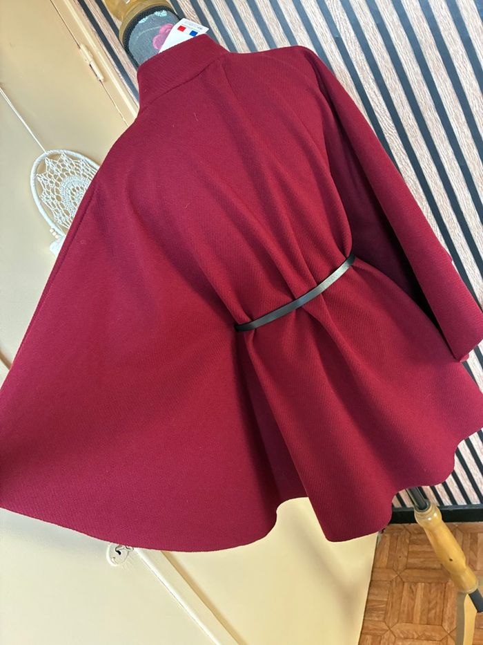 Cape rouge/bordeaux - photo numéro 5