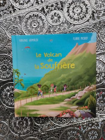 Livre Le volant de la Soufrière 💚