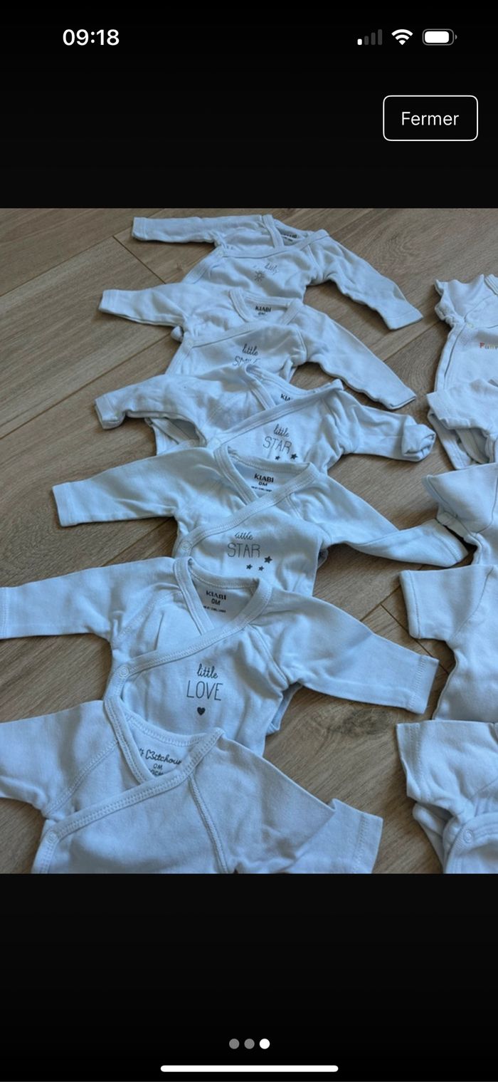 Lot de bodies naissance - photo numéro 3