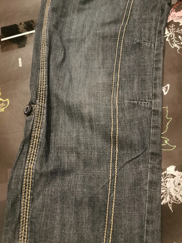 Jeans taille 7 ans - photo numéro 3