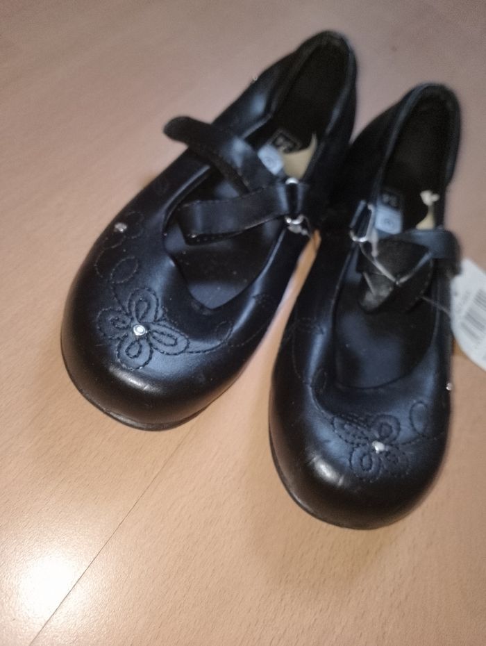 Chaussures soulier 34 noir neuve - photo numéro 5