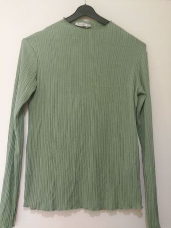 Pull fin Stradivarius vert. Taille L.