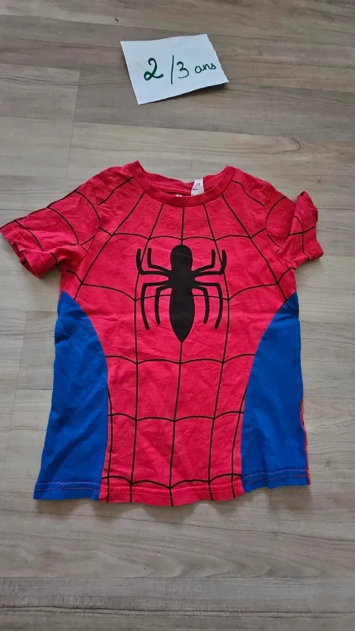 T shirt spiderman