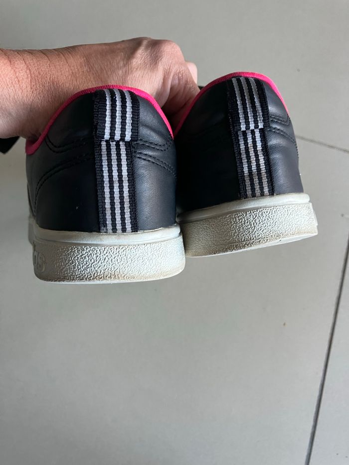 Baskets adidas pointure 38 noire et rose - photo numéro 2