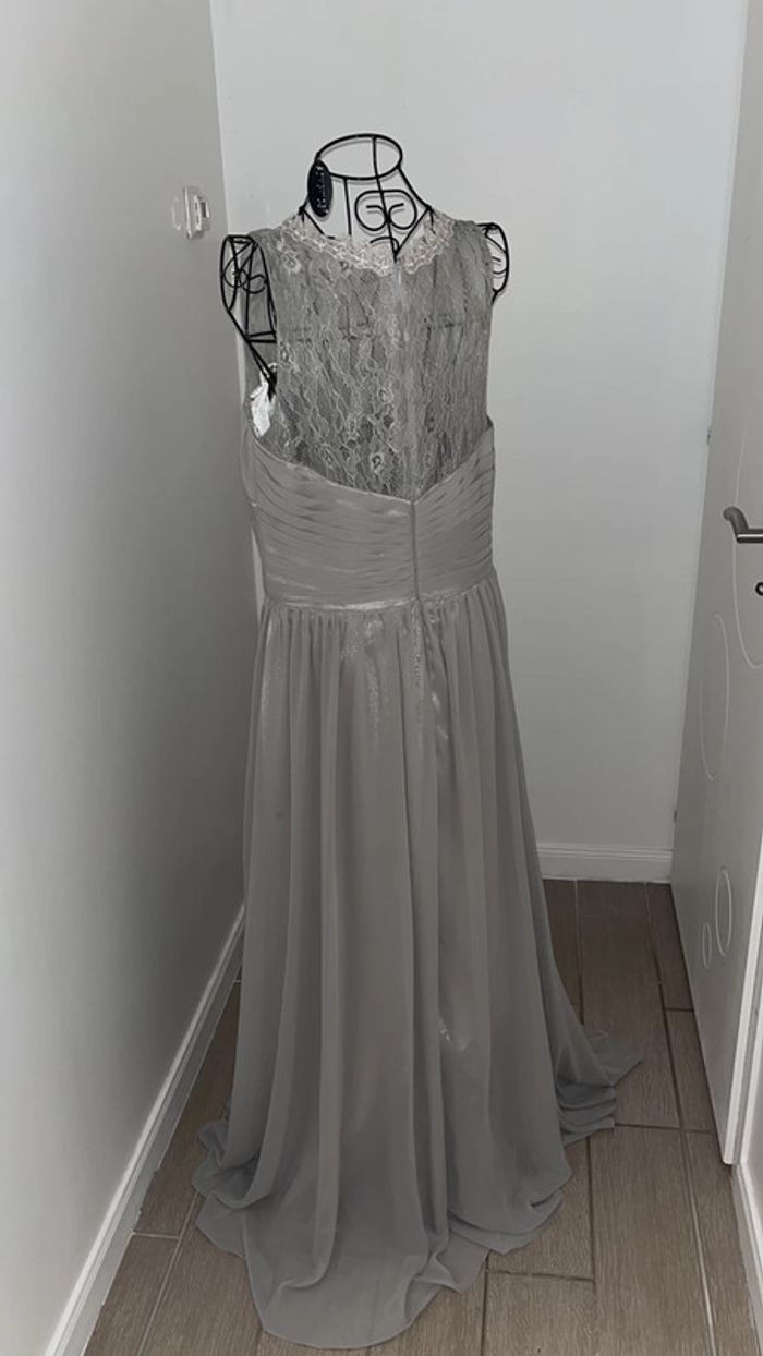 Robe de soirée - photo numéro 2