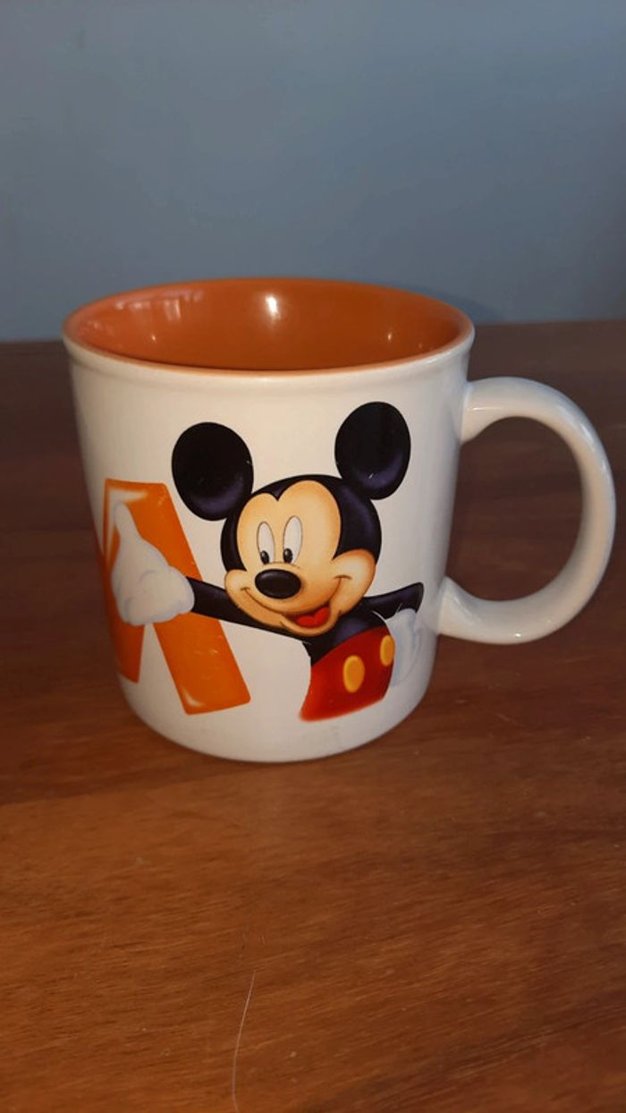 Tasse / Mug disneyland Paris lettre M