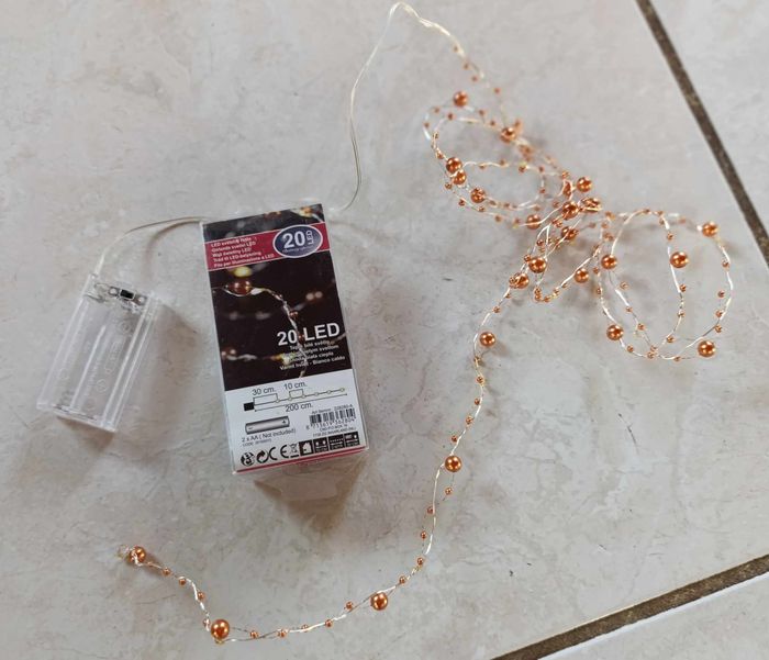 Lot 2 guirlandes 20 led marron a perles 200cm neuve