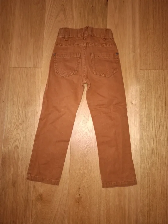 Pantalon jean camel 3ans Très bon état - photo numéro 4