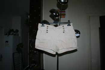 🌸Short mid waist Taille 40 " Lea Fashion " Mode 2023 🌸