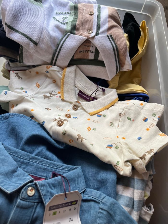 Lit de vêtements garçon 6 mois - photo numéro 2