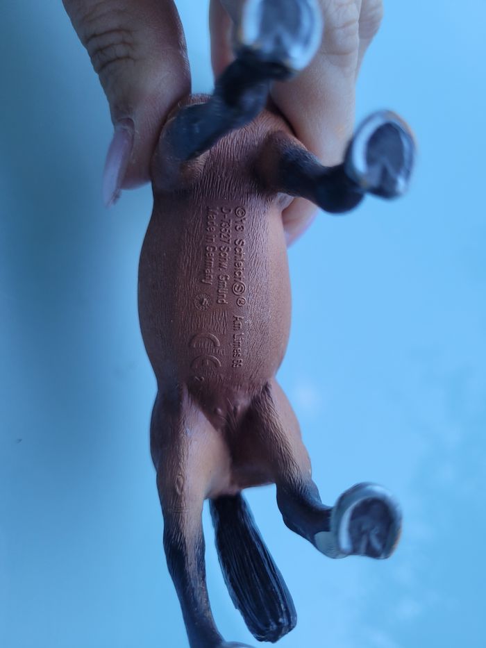 Lot de 3 Chevaux Scheich : 1 marron crinière tressée noeuds blanc, 1 brun et 1 brun et blanc tacheté - photo numéro 10