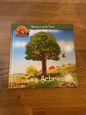 Livre Altaya Le monde des animaux Sauvages Animaux de la forêt Les arbres