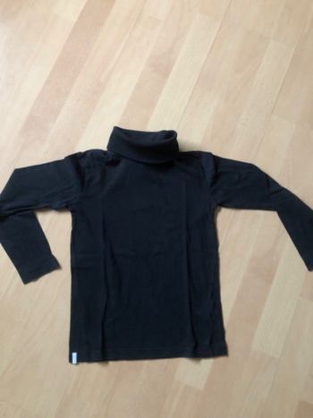 Pull noir