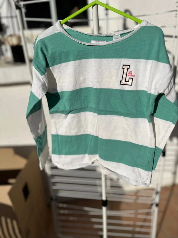 T shirt manche longue rayure blanc vert 5 ans