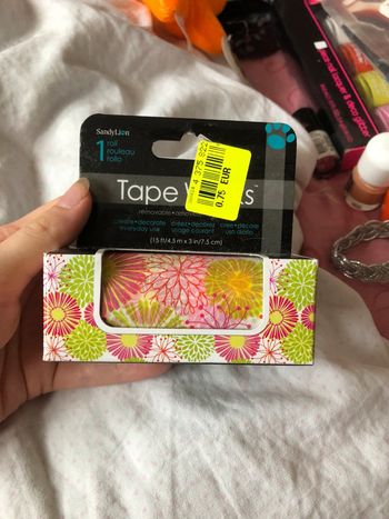 Lot de deux Tape Works.