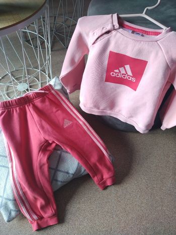 Très beau Survêtement Adidas