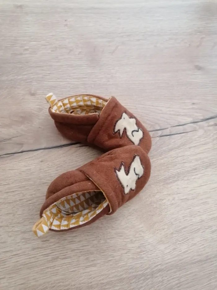 Chaussons / Chaussures bébé - photo numéro 8