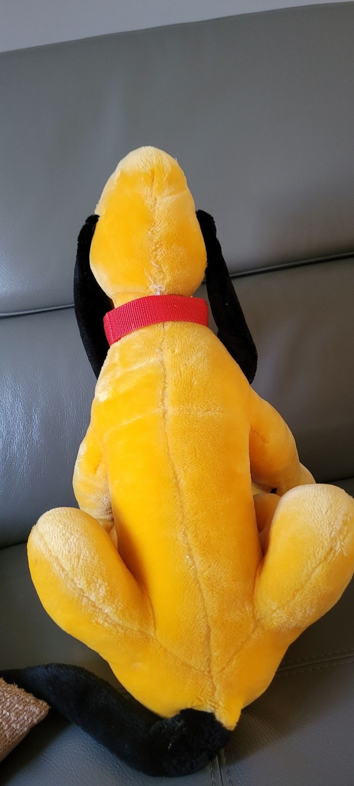 Grande peluche chien pluto disney - photo numéro 3