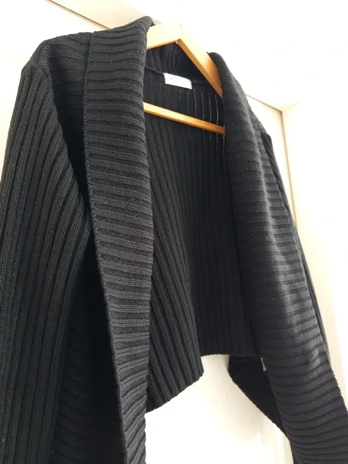 Gilet à pans noir 38 - photo numéro 3