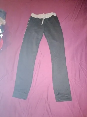 Jogging Kiabi 16 ans taille s