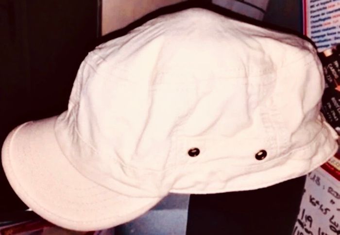 Casquette beige - photo numéro 2