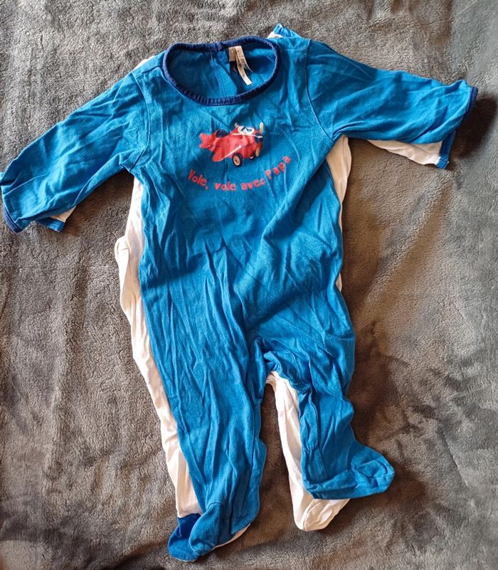 2 pyjamas - photo numéro 2