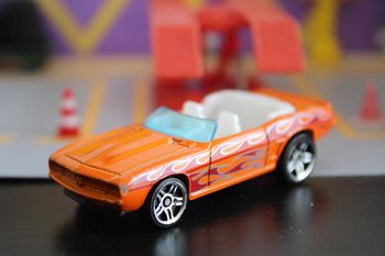 Hot wheels Chevrolet Camaro convertible 69